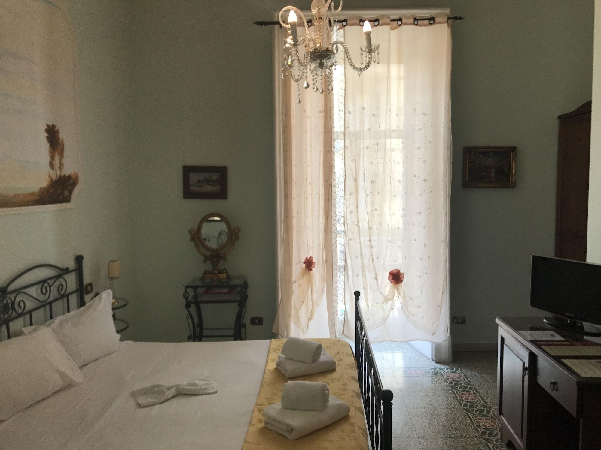 B&B Art Suite Principe Umberto Neapol Exteriér fotografie