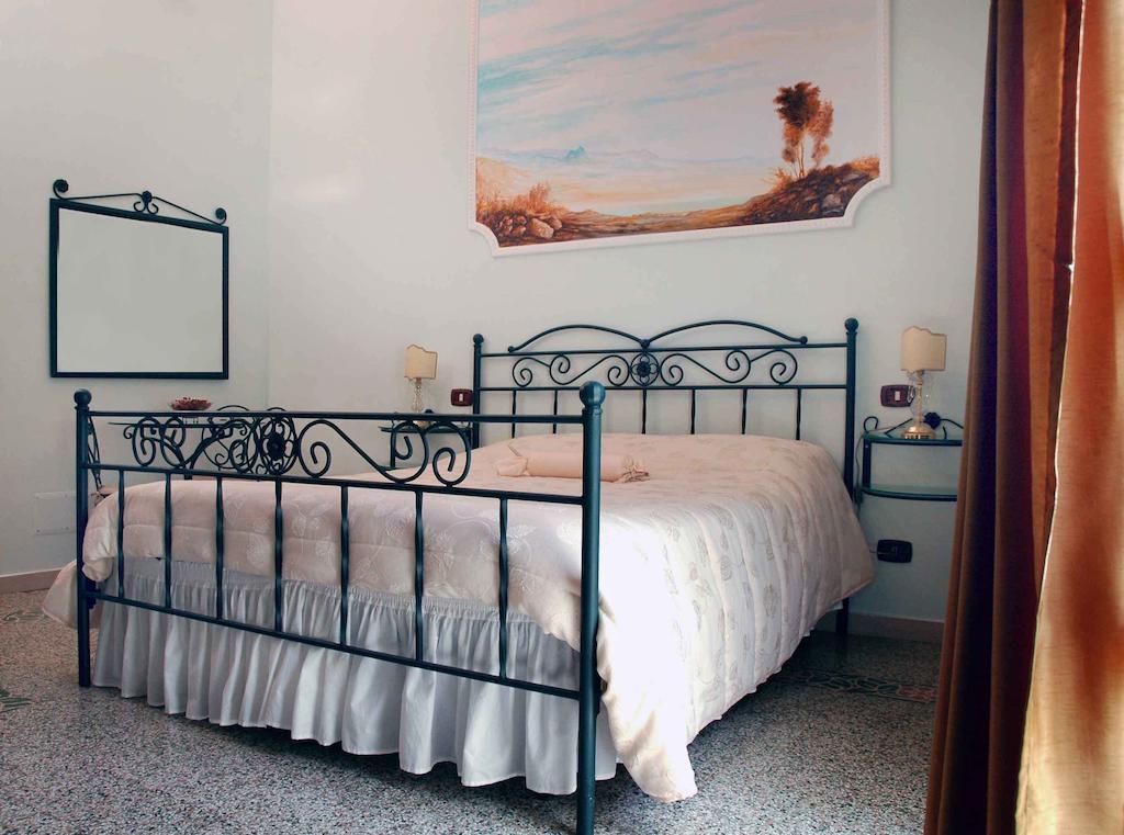 B&B Art Suite Principe Umberto Neapol Exteriér fotografie